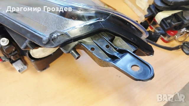 Оригинален десен фар за Toyota Yaris III / Тойота Ярис (2014-2017), снимка 10 - Части - 54185824