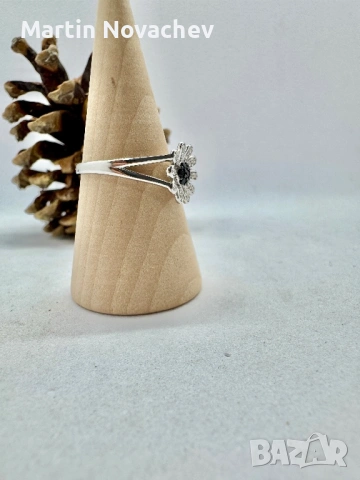 Сребърен пръстен с естествен шпинел, снимка 3 - Пръстени - 53331689