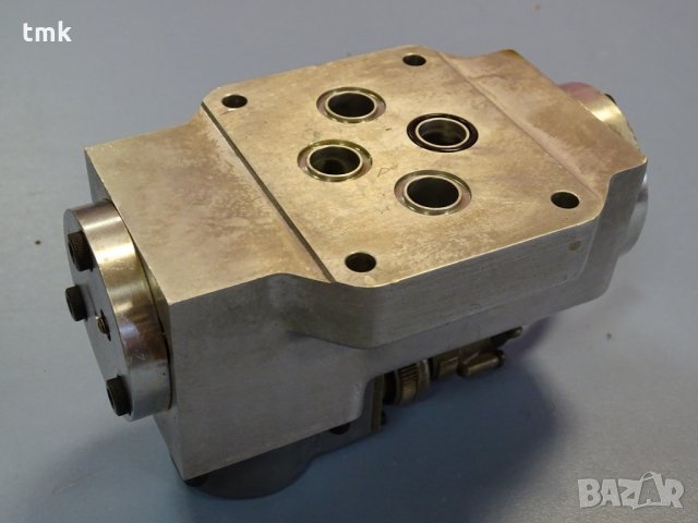 Хидравличен пропорционален клапан MOOG Controls Division 79-302A, снимка 7 - Резервни части за машини - 34162258