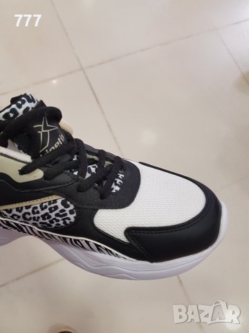 маратонки , снимка 5 - Маратонки - 44582852