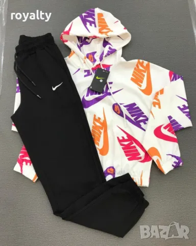 Nike дамски спортен екип 