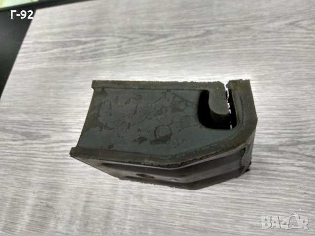 281199201C**НОВО**VAG*Тампон за двигател VW LT D и TD от 1983 до 1996 г., снимка 4 - Части - 32170494