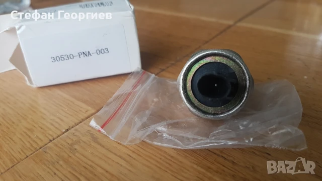 Детонационен датчик knock sensor за Хонда Cr-v, снимка 2 - Части - 50482437