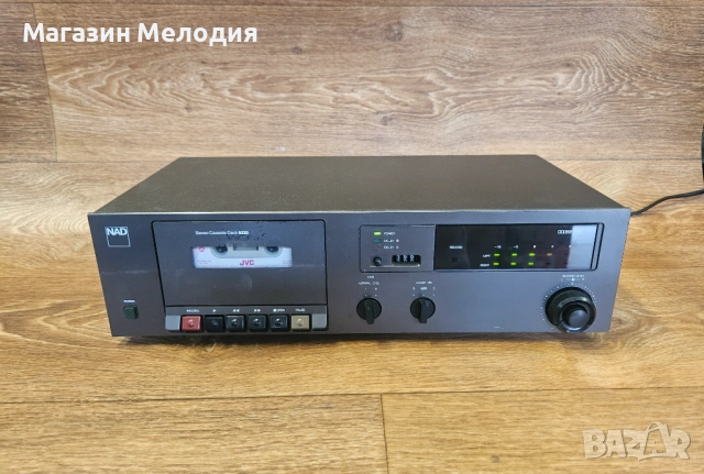 Касетен дек NAD 6220 – Аудиофилски минимализъм и топъл аналогов звук от „Златната ера“ на Hi-Fi, снимка 2 - Декове - 53987021