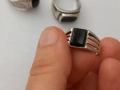 Три сребърни мъжки пръстена с черен камък, снимка 5