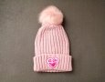 Дамска зимна плетена шапка с помпон и бродерия сърце с надпис "in the mood" в розов цвят , снимка 2