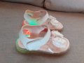Детски светещи LED сандали за момиче внос от чужбина, снимка 1 - Детски сандали и чехли - 37218016
