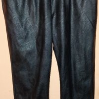НОВ дамски спортно-елегантен панталон, имитиращ кожа. Размер S/M, снимка 4 - Панталони - 42418304