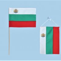Българско знаме с герб 10х15см, снимка 1 - Български сувенири - 31865187