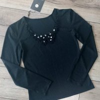 блуза с нежна декорация, снимка 1 - Блузи с дълъг ръкав и пуловери - 29918016
