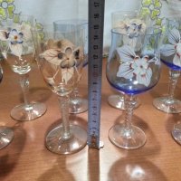 Стъклени чаши за вино Бохемия , снимка 2 - Антикварни и старинни предмети - 44343746