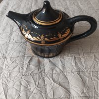 Стар порцеланов чайник с позлата , снимка 3 - Антикварни и старинни предмети - 42377892