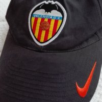 Футболна шапка Nike Valencia CF, снимка 1 - Шапки - 32145469