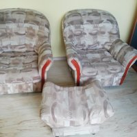 Спешно продавам 2 фотьойла и 2 табуретка , снимка 3 - Дивани и мека мебел - 38070486