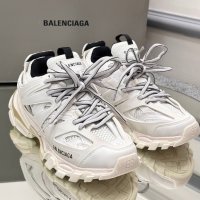 Balenciaga обувки уни, снимка 1 - Маратонки - 40634787