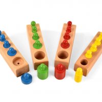 НАМАЛЕНИЯ ! Монтесори Дървени цветни цилиндри - теглилки с дръжки 4в1, снимка 4 - Образователни игри - 29958281