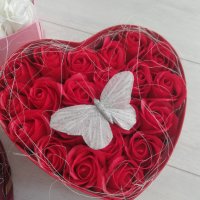 Кутия с ароматни рози 🌹 , снимка 1 - Подаръци за жени - 39969282