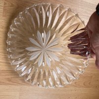 Кристална чиния за сладки, снимка 2 - Чинии - 42259038
