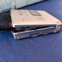 SONY MZ-R55 MiniDisc Player/Recorder, снимка 4 - Плейъри, домашно кино, прожектори - 44697903
