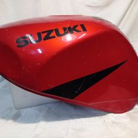 Резервоар за Suzuki GSXR 600 SRAD, снимка 1 - Мотоциклети и мототехника - 35280827