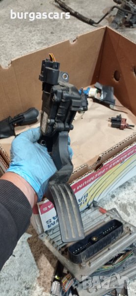 Педал газ 2S61-9F836-AA - Ford Fiesta - 50лв, снимка 1