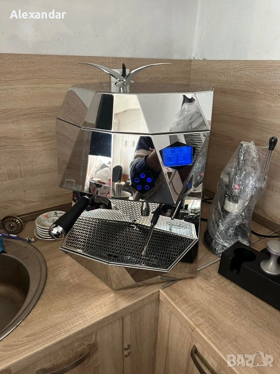 Кафемашина Victoria Arduino, снимка 1