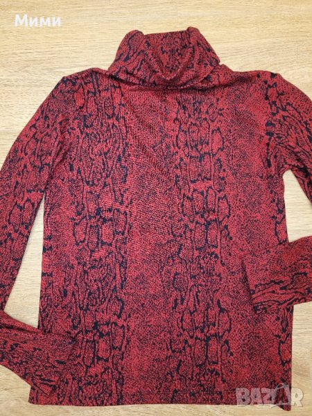 Червено поло , снимка 1