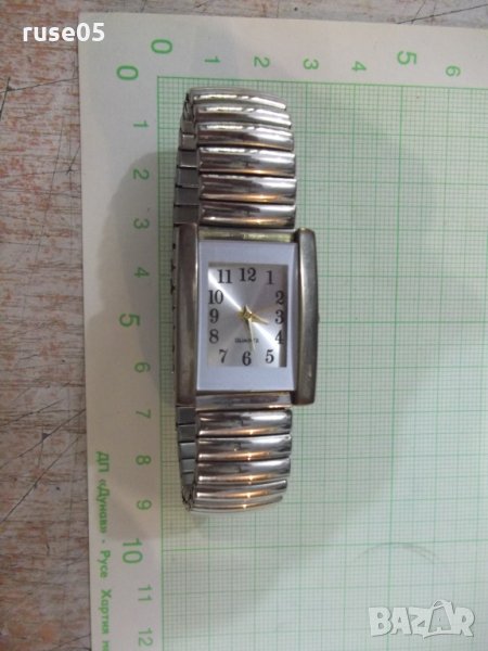 Часовник ръчен дамски кварцов с разтегателна верижка работещ, снимка 1