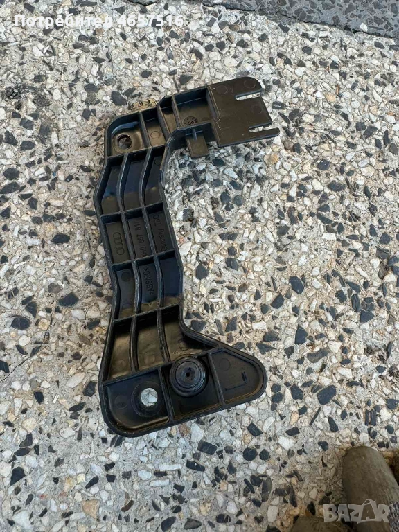 Водач на преден ляв колан на Ауди Audi A8 D4 H4 само за 10лв. 4h0857817, снимка 1