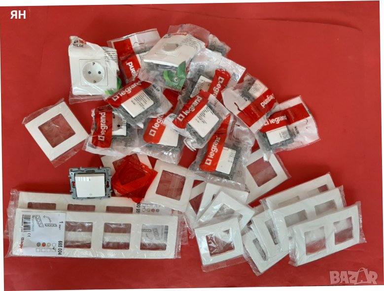 Legrand NILOE Ключове/Контакти/TV/RG45-Бели, снимка 1