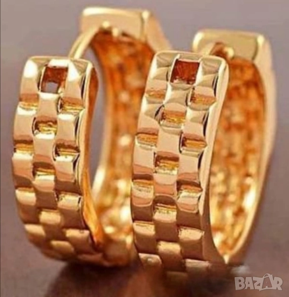 Плътни семпли обеци от 9к попълнено злато 15 лв., снимка 1