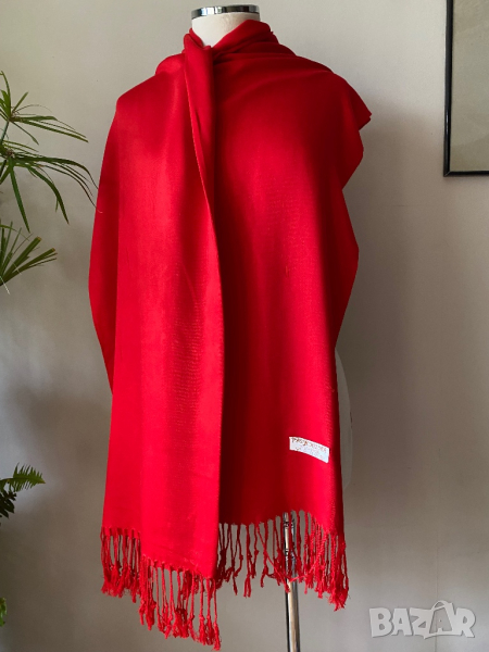 Кашмирен шал в доматено червено, снимка 1