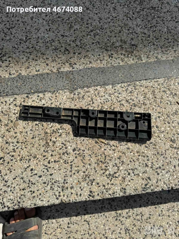 Лява пласт маса от вътре на праг ляв на Audi Ауди A8 H4 D4 само за 20лв. 4h4863751, снимка 1