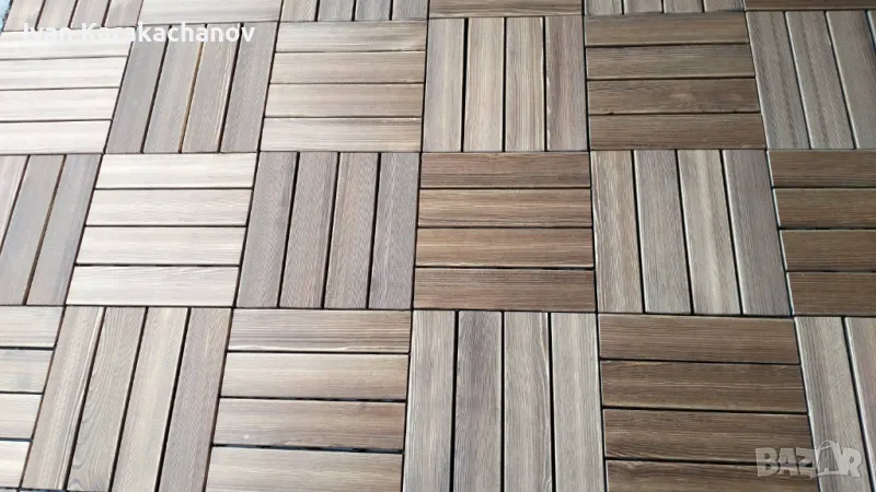 Безплатна доставка! Дървени декинг плочки 30/30 см. на подложка с клик, снимка 1