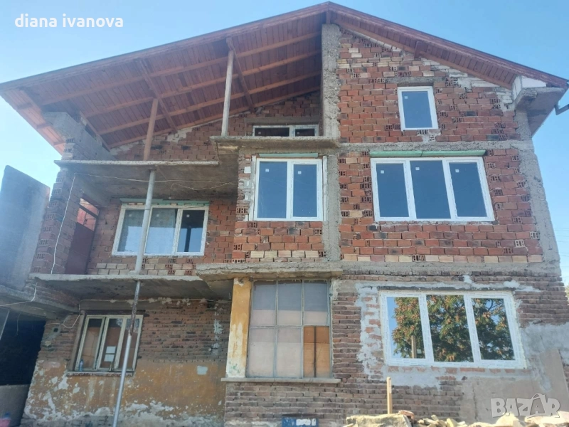 къща , снимка 1