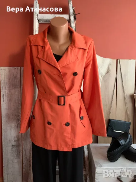 🍑🍑🍑 Тренч от тънка материя в разкошен цвят🍍 л размер 🍋, снимка 1