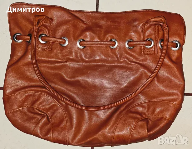 Автентична голяма чанта с къси дръжки Prada Milano Dal 1913, снимка 3 - Чанти - 56107842