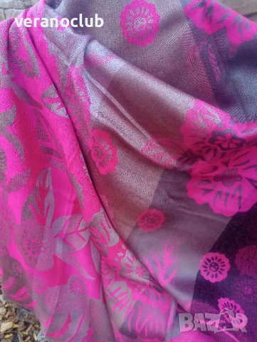 Свеж шал Пашмина Лукс Д1, снимка 2 - Шалове - 42839599