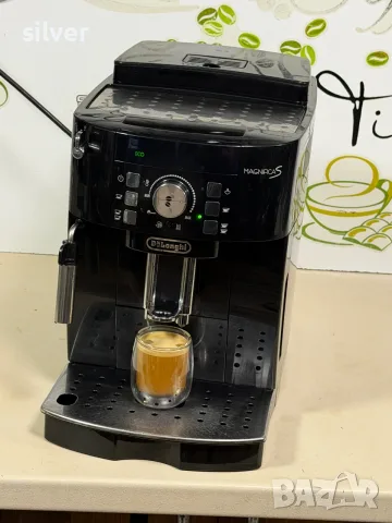 Кафемашина кафе автомат delonghi magnifica S с гаранция, снимка 4 - Кафемашини - 55997707
