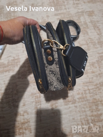 Дамска чанта , снимка 4 - Чанти - 52674847