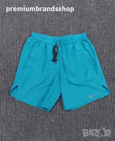 Nike къси панталони S размер 