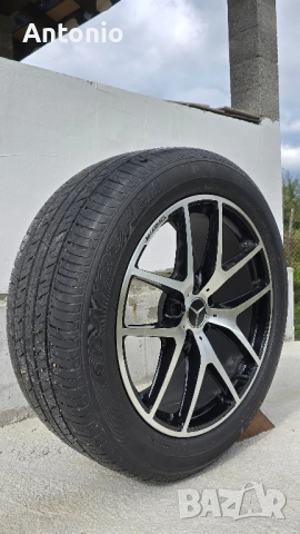 Един брой Mercedes w463 AMG 21 цола, снимка 2 - Гуми и джанти - 52133540