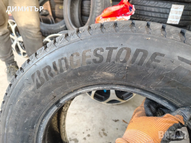 2бр.зимни гуми BRIDGESTONE 215 70 16 DOT20 цена за брой, снимка 3 - Гуми и джанти - 54045247