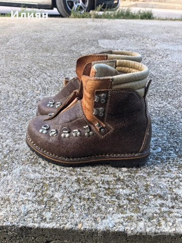 Туристически обувки, снимка 4 - Спортни обувки - 52071524