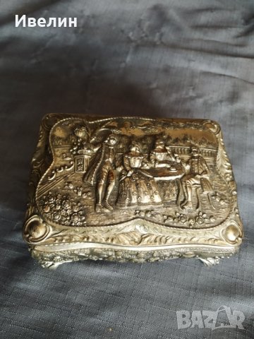 барокова кутия за бижута от метал, снимка 1 - Антикварни и старинни предмети - 29354297