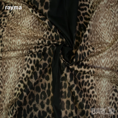 Плат Just Cavalli деним принт леопард 180х160см, снимка 5 - Платове и дамаски - 51845050