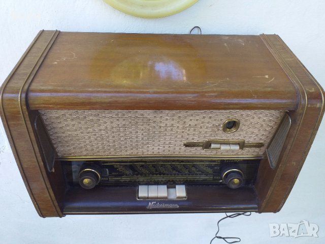 Neckermann Triumph 3-D super 111/30 , снимка 8 - Радиокасетофони, транзистори - 30481820