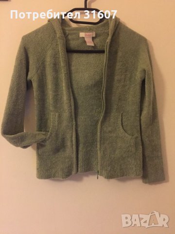 Зелен суичер с качулка, снимка 2 - Детски пуловери и жилетки - 34528809