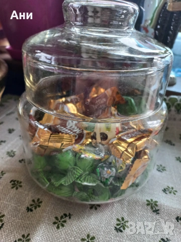 Бисквитиера от Йенско стъкло, снимка 3 - Прибори за хранене, готвене и сервиране - 54286482