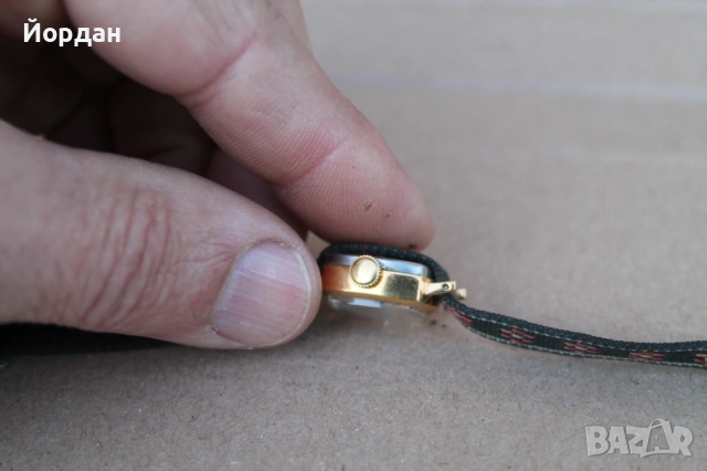 СССР Дамски позлатен часовник ЗАРЯ 17 камъка, снимка 6 - Дамски - 54044043